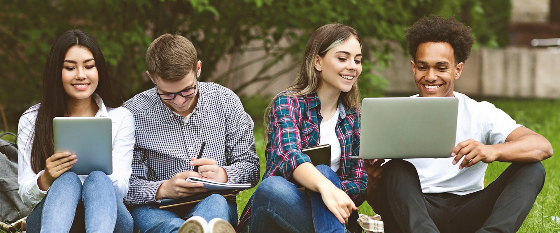 How To Make Your Uk University Application Stand Out How To Make Your Uk University Application Stand Out