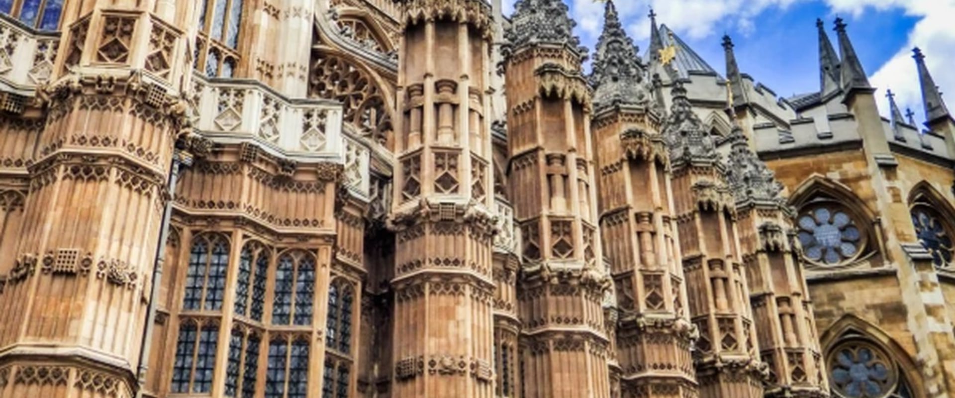 Understanding UKCAT and BMAT Requirements for UK University Applications