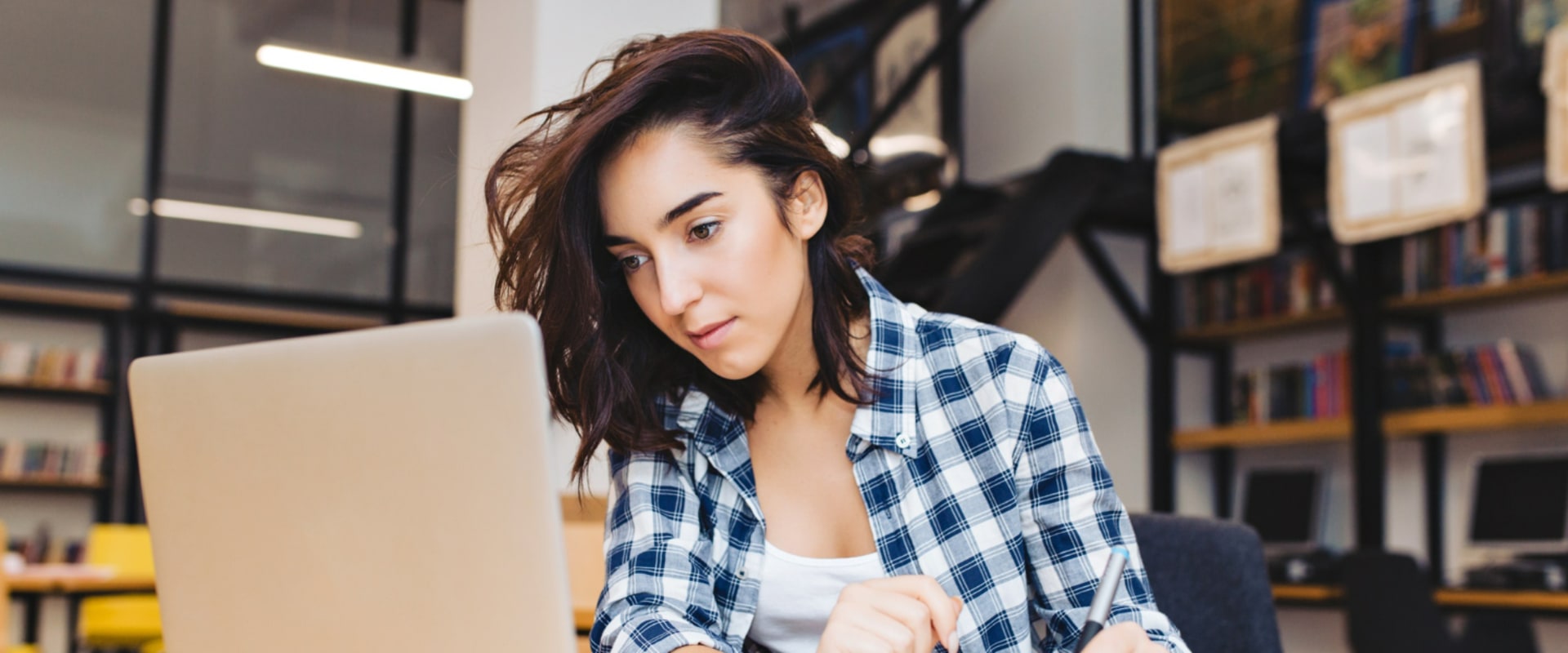 Common Mistakes to Avoid When Applying to a UK University